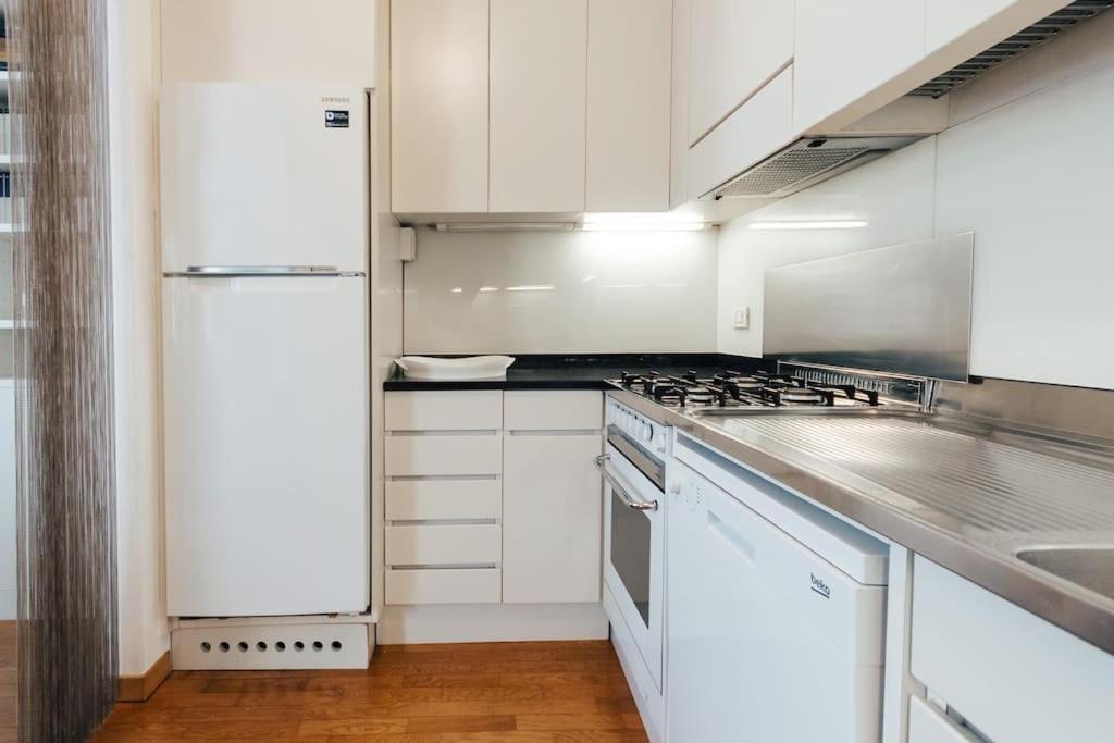 דירות לקו La Casa Di Isa מראה חיצוני תמונה